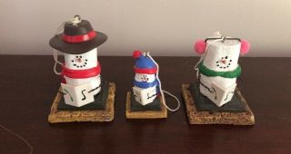 The Smores 3 Piece Caroling Snowmen Family Resin Christmas Ornaments