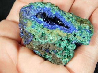 A 100 Natural Deep Blue Azurite Crystal Cluster On Malachite 89.  4gr E