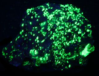 Willemite Fluorescent Mineral,  Kutnahorite,  Sterling Hill Mine Near Franklin,  Nj