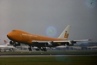 35mm Colour Slide Of Braniff Boeing 747 - 127 N601bn