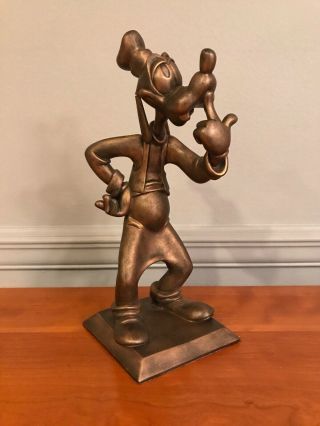 Disney Direct Goofy Figurine Statue Bronze Look Resin 11.  5 " Tall