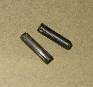 Singer Sewing Machine 301a 401a 500 503 Front Nose Cover Hinge Pins Posts