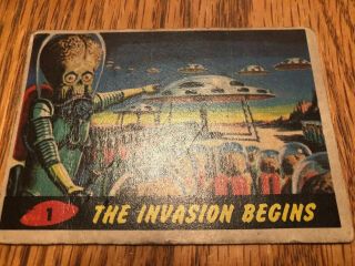 1962 Topps Bubbles Mars Attacks Card 1 The Invasion Begins 5