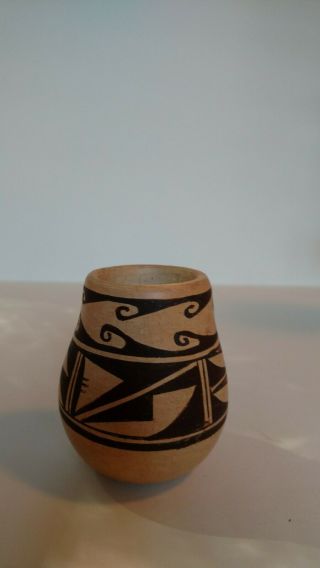 Fantastic Antique Small Hopi Pueblo Pottery Bowl.  Signed Sonia Poulha,  Walpi