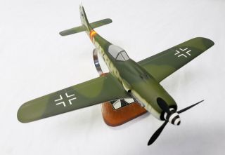 Focke - Wulf Fw 190 1:23 Scale Hand Painted Wooden Desktop Model - 62519b