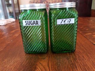 Set Of 2 Vtg Owens Illinois Green Glass Swirl Pattern Hoosier Jars With Lids