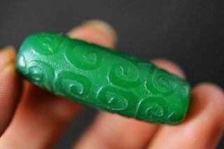 Tibetan Natural Green Agate Hand - Carved Fret Totem Dzi Bead J9