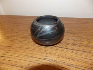 Antique Native American Pueblo Black On Black Hand Coiled Pot 3 - 3/4 " Diameter