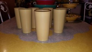 Vintage Tupperware Set Of 8 Harvest Gold 12 Oz Stackable Cups Tumblers 873
