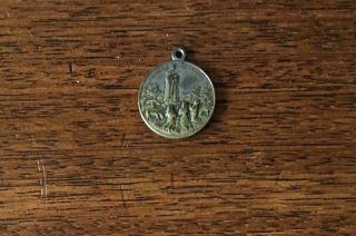 OUR LADY of FATIMA w/former RELIC,  Cathedral.  old MEDAL Charm Portugal 3
