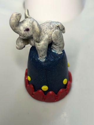 Thimble Polymer Circus Elephant Over Metal Thimble