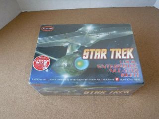2009 Polar Lights Star Trek U.  S.  S.  Enterprise Ncc - 1701 Refit Model Kit Un - Opened