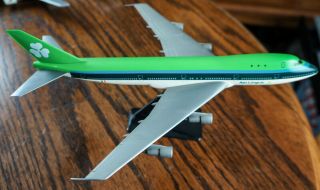 Aer Lingus B747 - 100 Desk Top Aircraft 1/200 Model Snap Fit Plastic