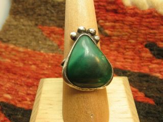 Vintage Navajo Malachite And Silver Ring With Large Stone
