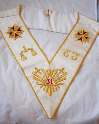 31st Degree Collars (delivery)