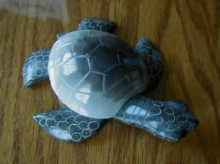 Hand Carved Natural Stone Turtle Figure Handcrafted Art Made In Ecuador 41/2 "