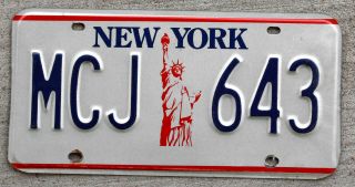 York " Statue Of Liberty " License Plate In Great Shape