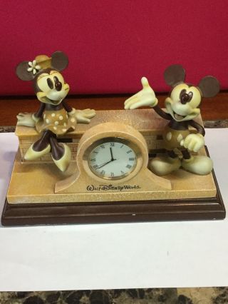 Walt Disney World Mickey And Minnie Mouse Figure Mantle Clock - Over 2lbs