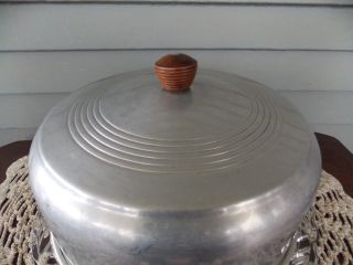 Vintage Silver Aluminum Cake Carrier Saver Dome & Clear Glass Footed Plate 2