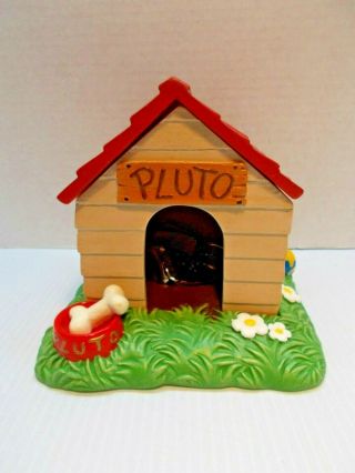 Disney Pluto 1998 Convention Dog House W/watch C