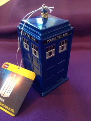 Doctor Who Plastic Tardis Ornament - Item Dw1131 -
