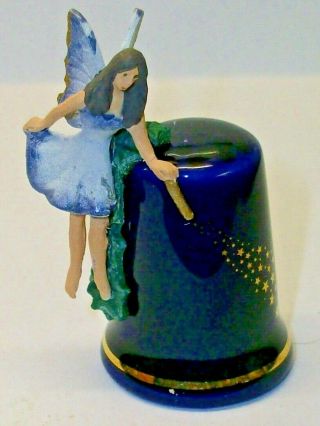 A Sterling Classic Flower Fairy Thimble - - Casting A Handful Of Fairy Dust - -