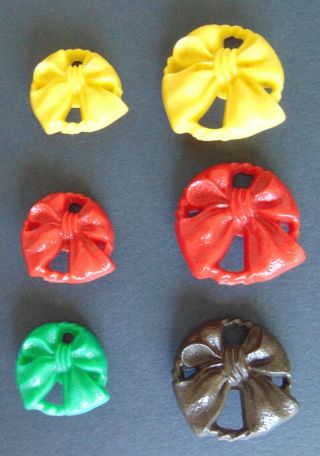 6 Vintage Realistic/goofie Bow Buttons 5321