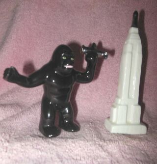 Vntg 1989 King Kong Empire State Bldg Salt & Pepper Shakers Five And Dime