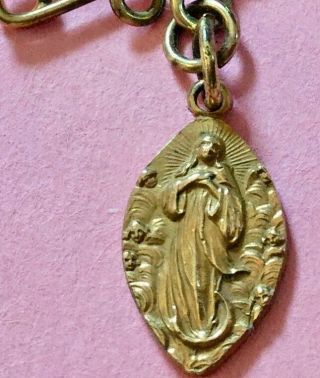 Vintage Religious Medal Pin - Mary W/ Angels Peeking From Clouds