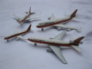 4 Diecast Continental Airliners (747 Dc 10 Airbus 737 - 300) Ships 2 Us