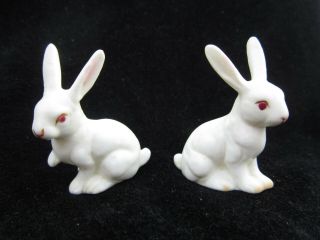 Two Miniature Small Ceramic Porcelain Bunny Rabbits Easter Figurine 1.  75 " Tall