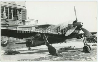 Captured German Focke - Wulf Fw190 Iwm Photo,  Hc056