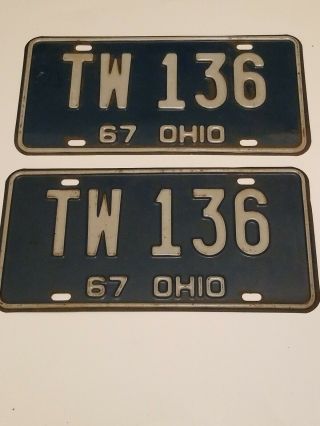 Vintage 1967 Ohio Automobile License Plate Set Tw - 136