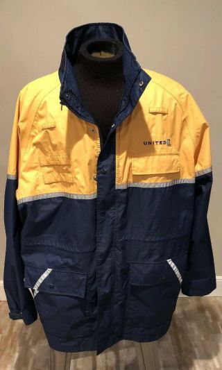 United Airlines Official Ramp Service Jacket Size Xl Cintas
