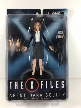 The X - Files Agent Dana Scully Diamond Select Action Figure 2016.