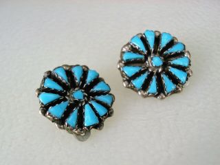 VINTAGE ZUNI STERLING SILVER & PETITPOINT TURQUOISE CLUSTER EARRINGS 2