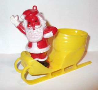 Vintage Rosen Plastic Santa In A Yellow Sleigh Candy Container 1950 