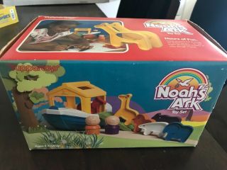 Vintage 1986 Tupperware Tuppertoys Noah’s Ark Toy Set Complete
