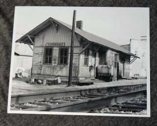 1974 B&w 8x10 Photograph Cloverdale Indiana Railroad Train Station Depot