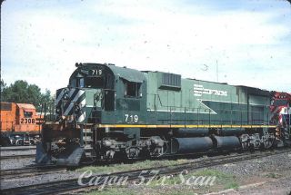 Slide - Fnm Mexico M630 719 In Bcol Paint At Benjamin Hill,  Son.