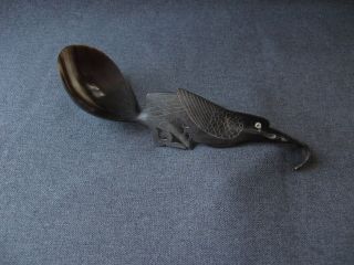 VINTAGE INDONESIAN CARVED BUFFALO HORN BIRD SHAPED HANDLE SPOON 8097D 3
