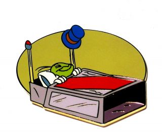 Le Disney Pin✿pinocchio Jiminy Cricket Matchbox Bed Hat Bedpost Sleeping