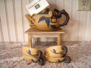 Vintage Yixing Ware Teapot With 4 Matching Cups And Tag