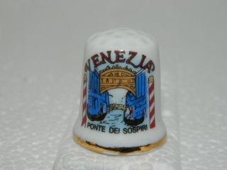 Vintage Porcelain Souvenir Collectible Thimble - Venezia - Ponte Del Sospiri (a28)