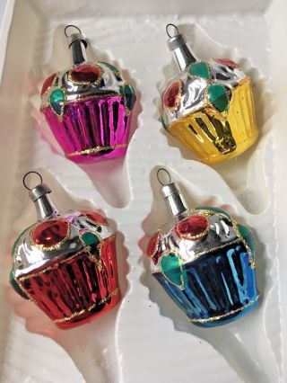 4 Vtg Visions By Holly Cupcakes Glitter Shiny Christmas Glass Ornaments Color