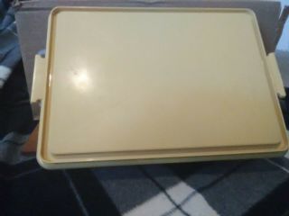 Vintage Tupperware Usa White Rectangle Cake Carrier Container W/ Yellow Lid