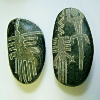 Pair Folk Art Souvenir Inca Nazca Peru Stones Paperweights With Alien Formations