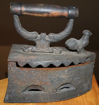 Large Antique Rooster Locking Cast Iron Hot Coal Clothing Press Or Door Stop