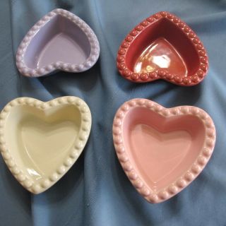 Williams - Sonoma Set Of 4 Beaded Heart Ramekins