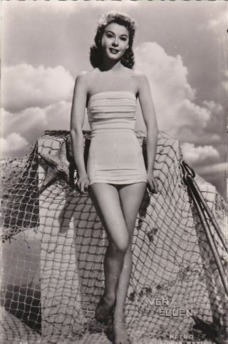 Vera Ellen - Hollywood Movie Star/actress Pin - Up/cheesecake 1950s Postcard